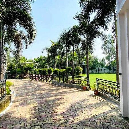 Hotel O The Resort Rampur  Ngoại thất bức ảnh